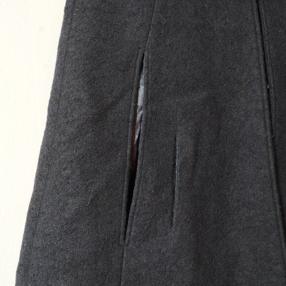 Disneyland park Paris world of frozen Exclusive Elsa wool blend Cape size M - Picture 2 of 8